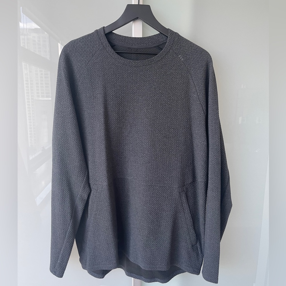 Lululemon Crew Neck - Size XL